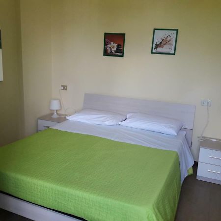 La Casa Nel Verde 2 โบโลญญา ภายนอก รูปภาพ