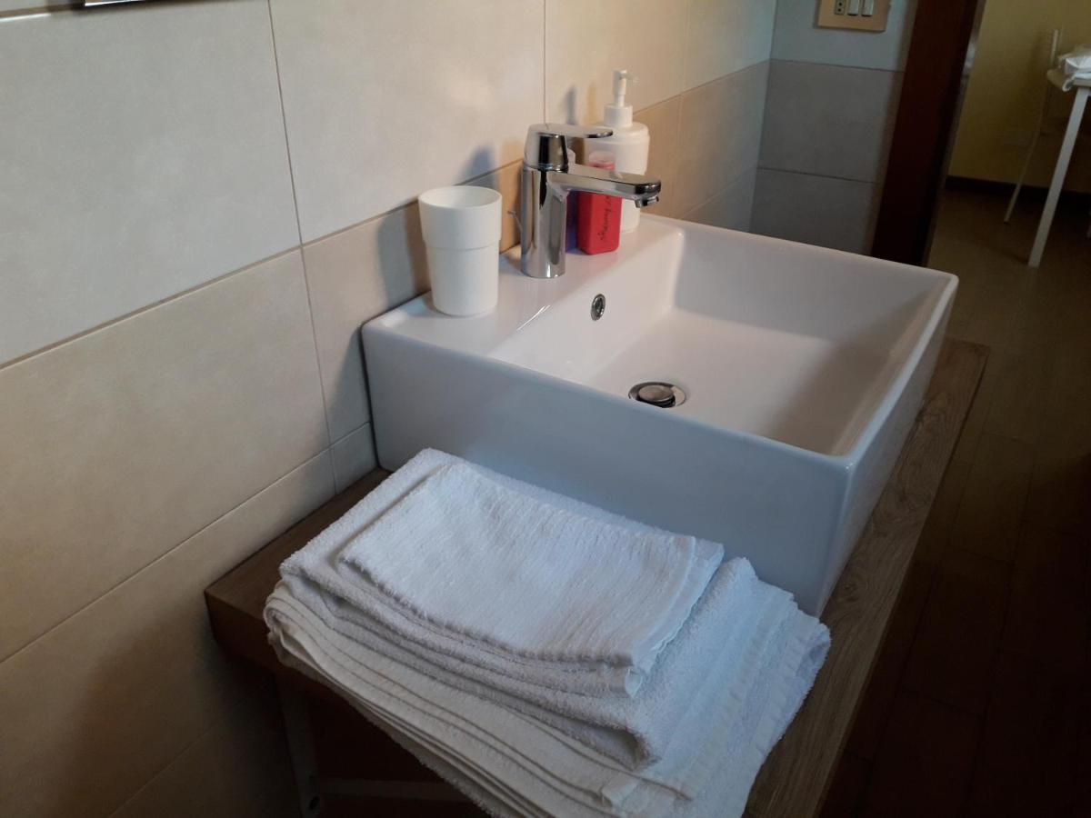 La Casa Nel Verde 2 โบโลญญา ภายนอก รูปภาพ
