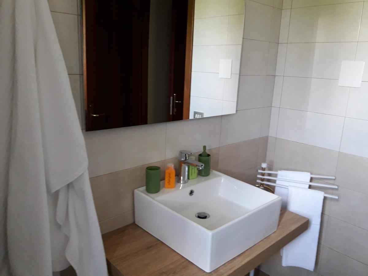 La Casa Nel Verde 2 โบโลญญา ภายนอก รูปภาพ