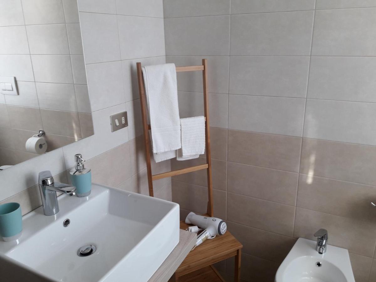 La Casa Nel Verde 2 โบโลญญา ภายนอก รูปภาพ