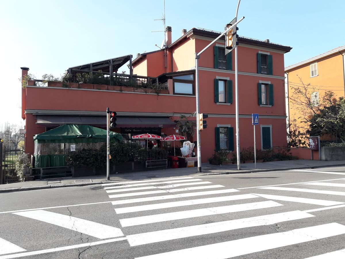 La Casa Nel Verde 2 โบโลญญา ภายนอก รูปภาพ